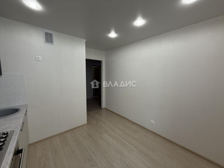 2-комн квартира улица Родионовка