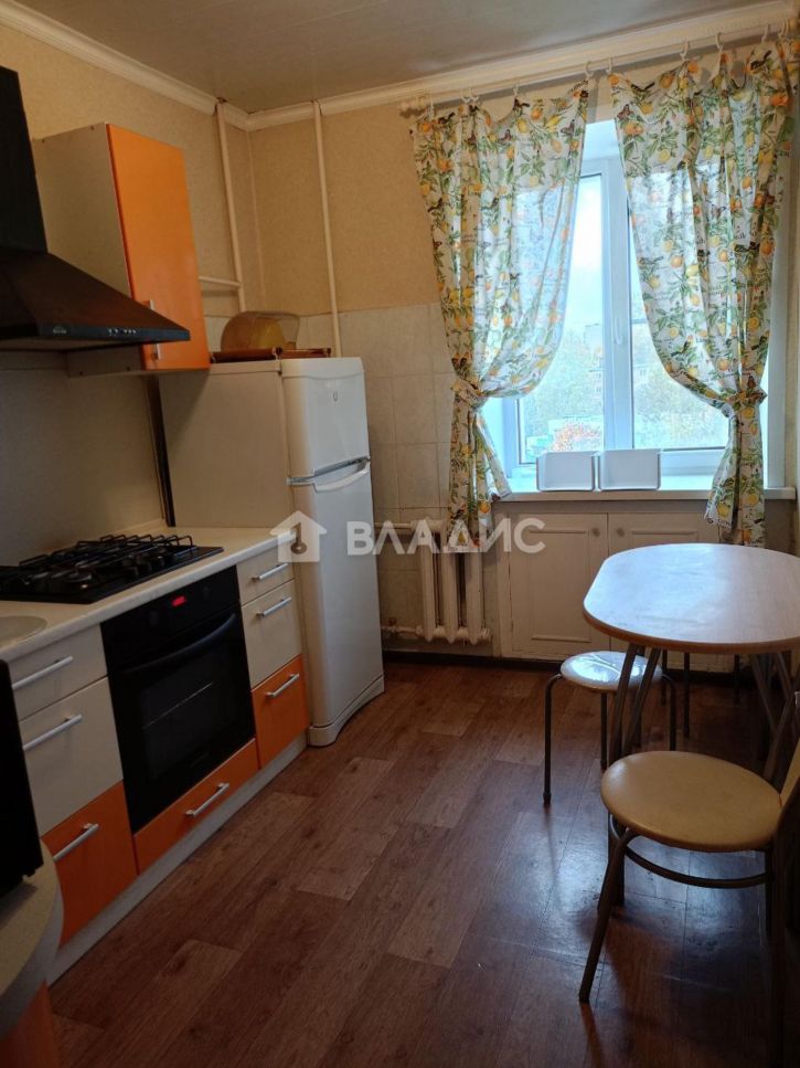 2-комн квартира Добросельская улица