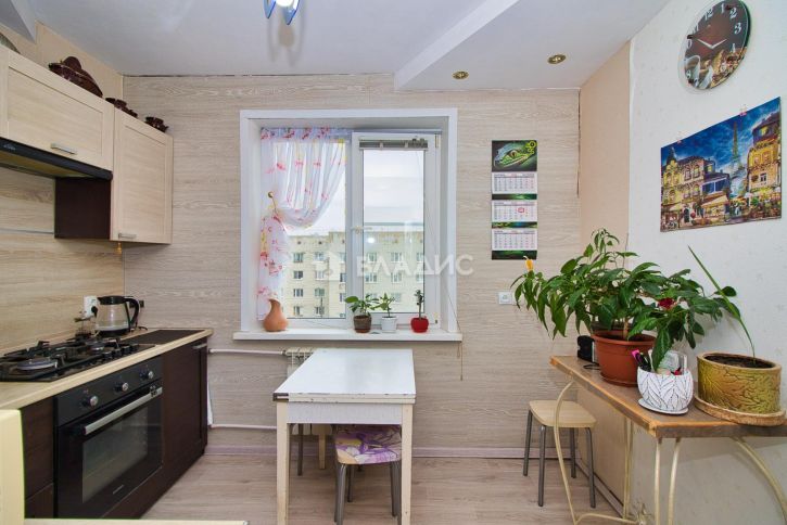 2-комн квартира Казарменная улица