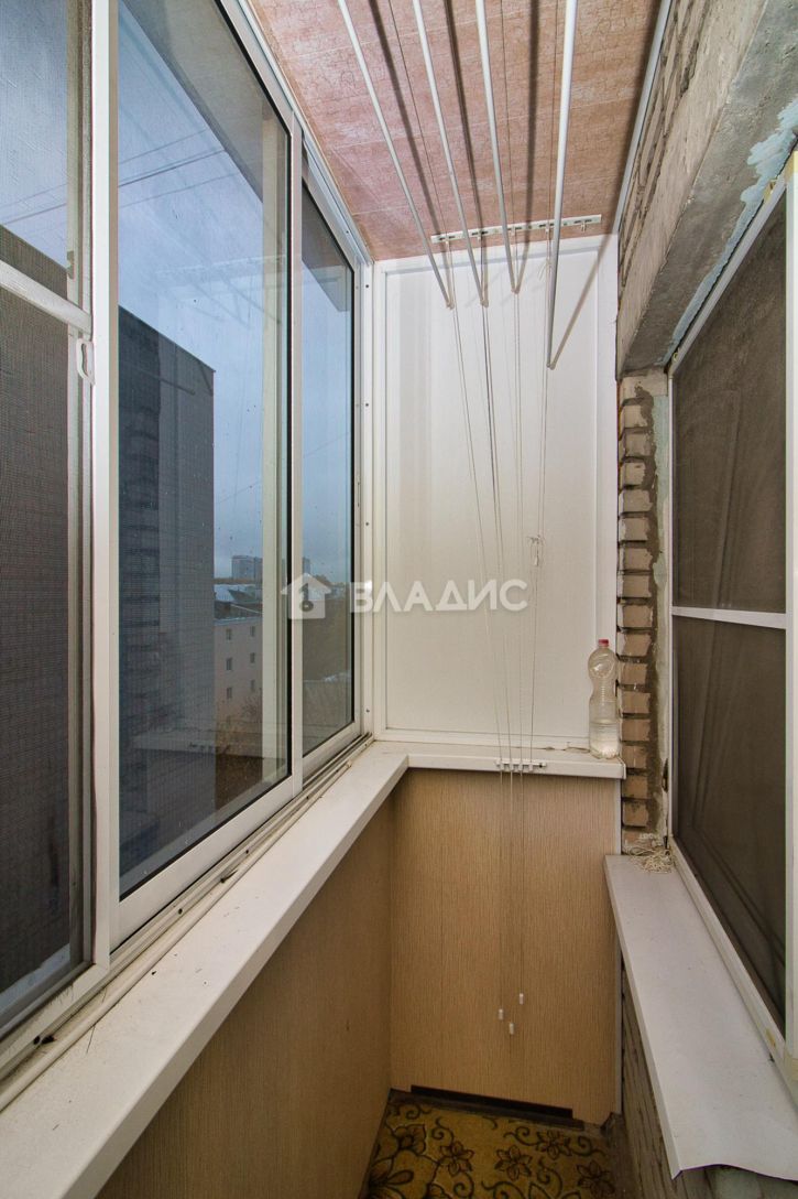 Комната улица Каманина