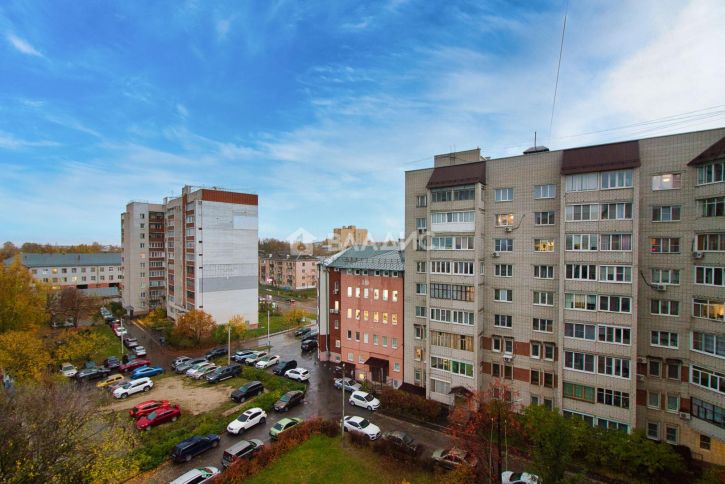 Комната улица Каманина