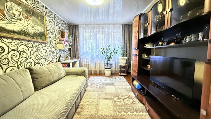 3-комн квартира улица Лакина