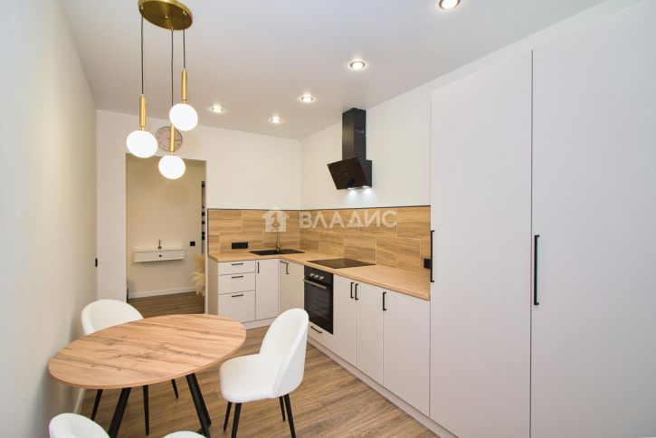 1-комн квартира улица Лакина