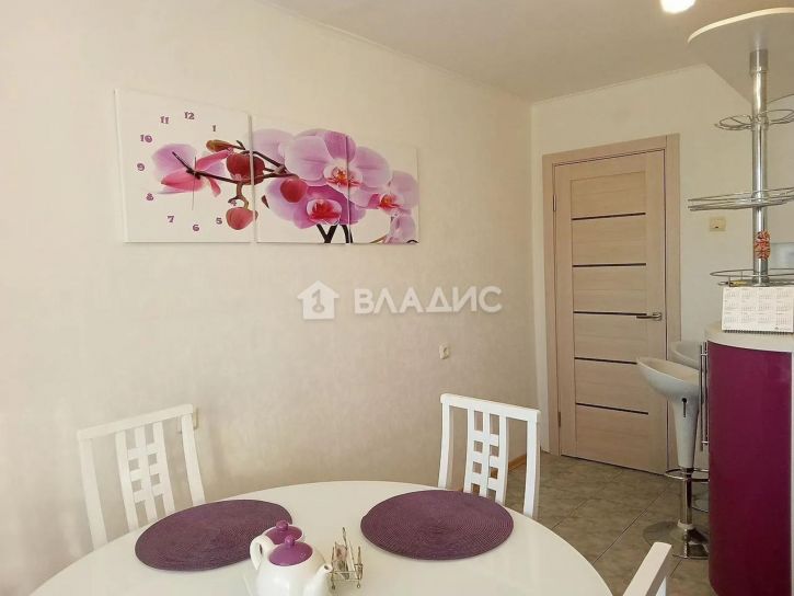 4-комн квартира улица Мира