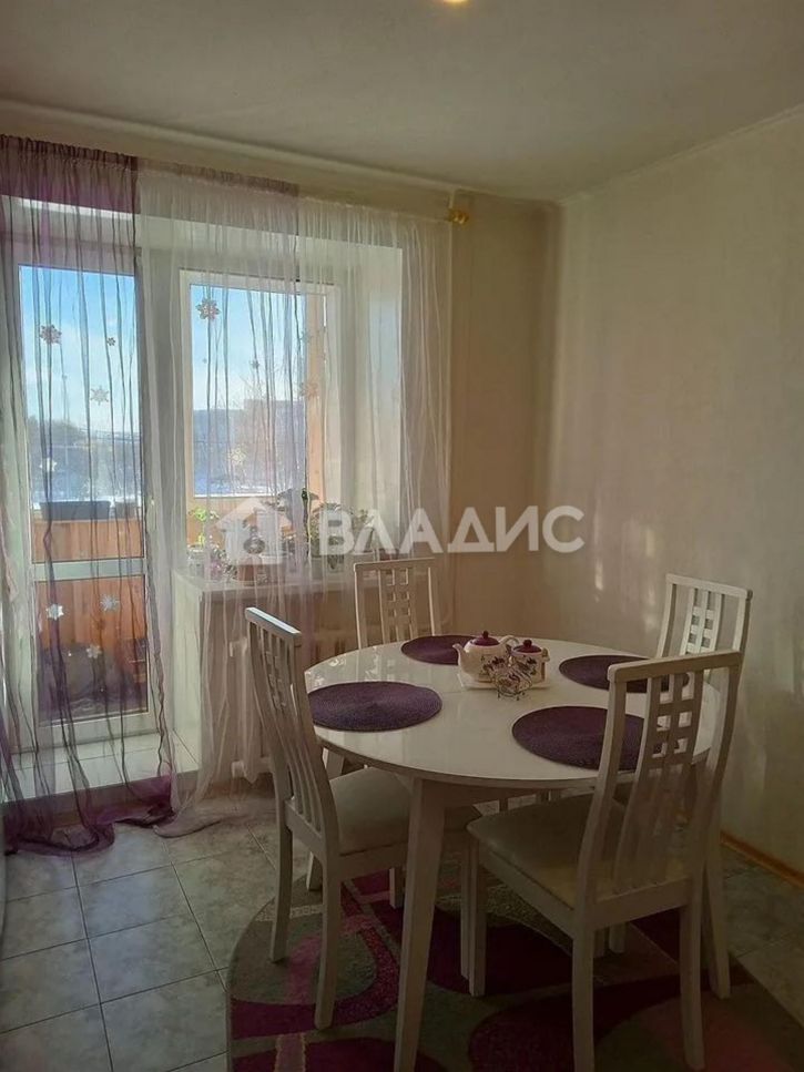 4-комн квартира улица Мира