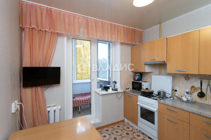 1-комн квартира улица Комиссарова