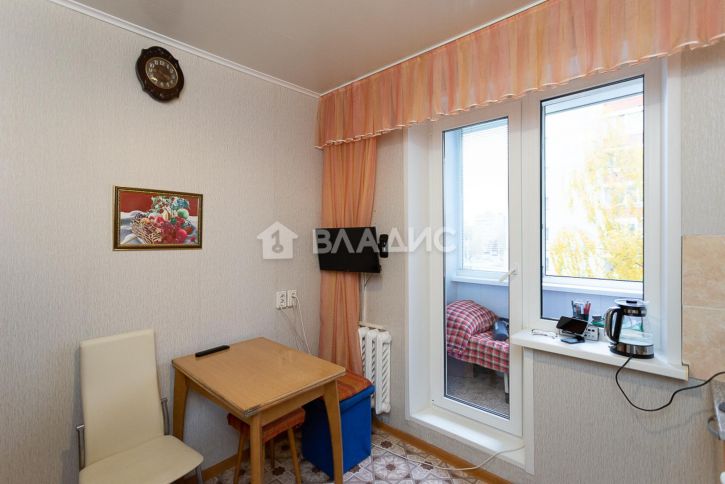 1-комн квартира улица Комиссарова