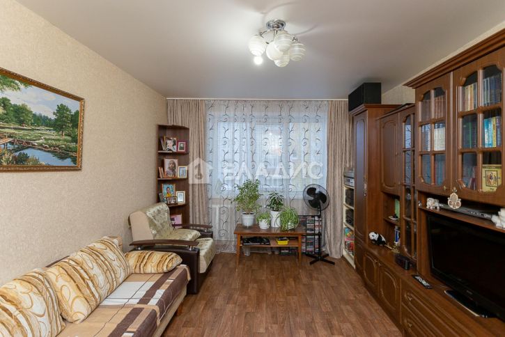 1-комн квартира улица Комиссарова