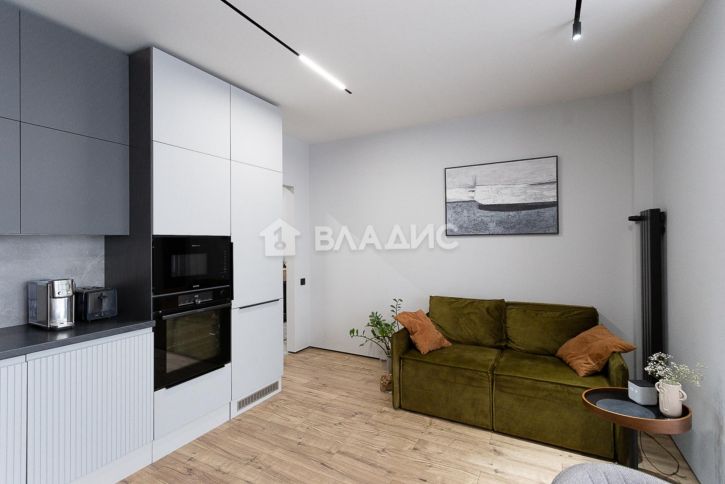 3-комн квартира улица Нижняя Дуброва