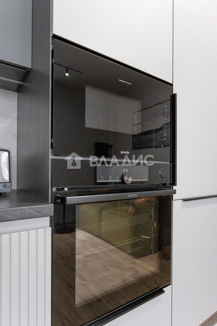 3-комн квартира улица Нижняя Дуброва