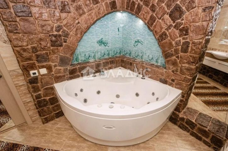 3-комн квартира улица Фатьянова