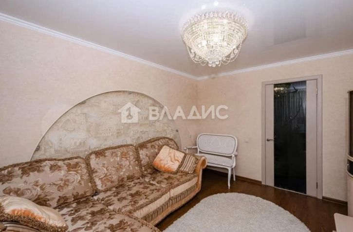 3-комн квартира улица Фатьянова