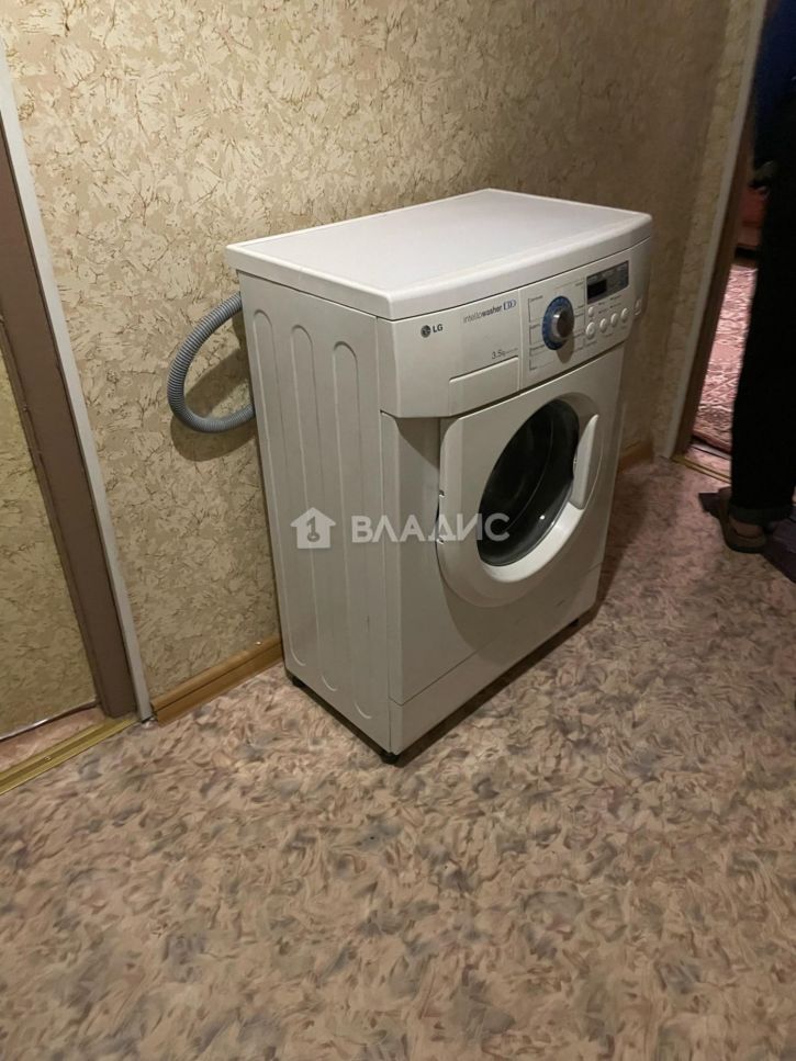 Комната улица Безыменского