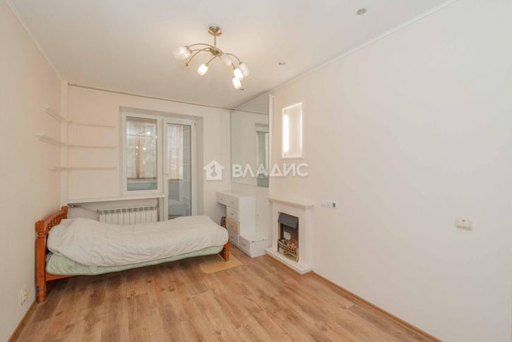 2-комн квартира улица Безыменского