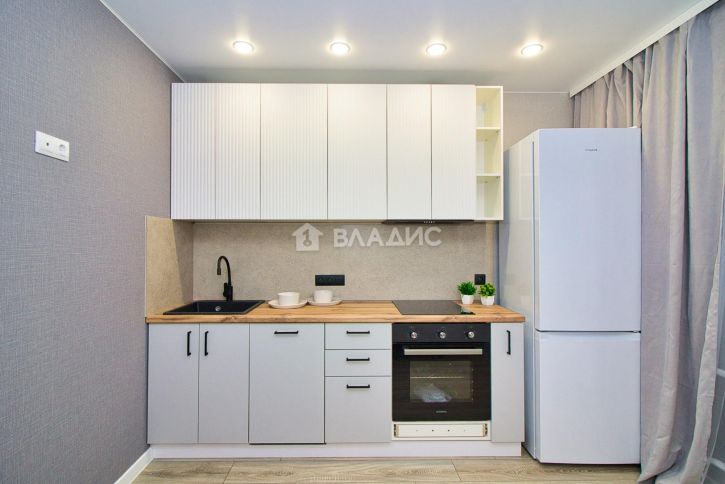 1-комн квартира улица Лакина