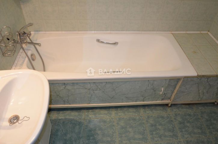 2-комн квартира Октябрьский проспект