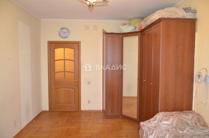 2-комн квартира Октябрьский проспект