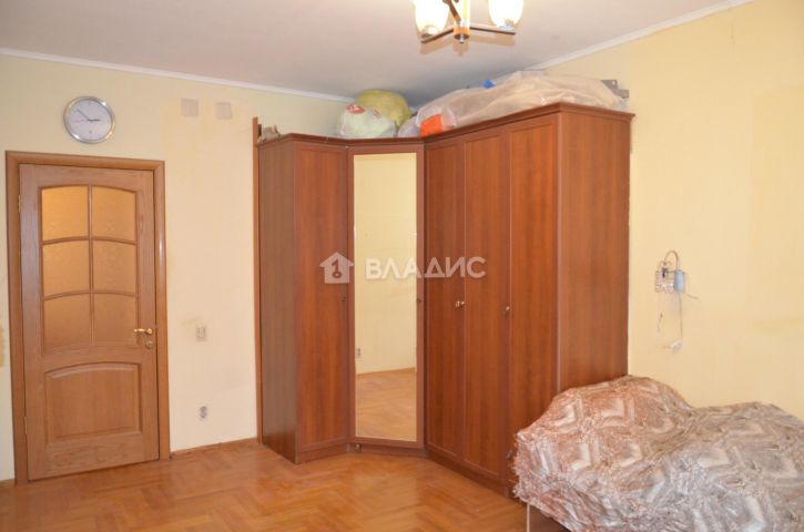 2-комн квартира Октябрьский проспект