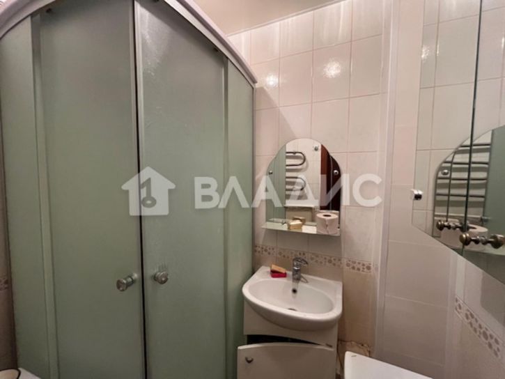 2-комн квартира улица Лакина