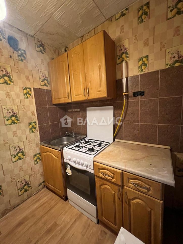 1-комн квартира улица Комиссарова