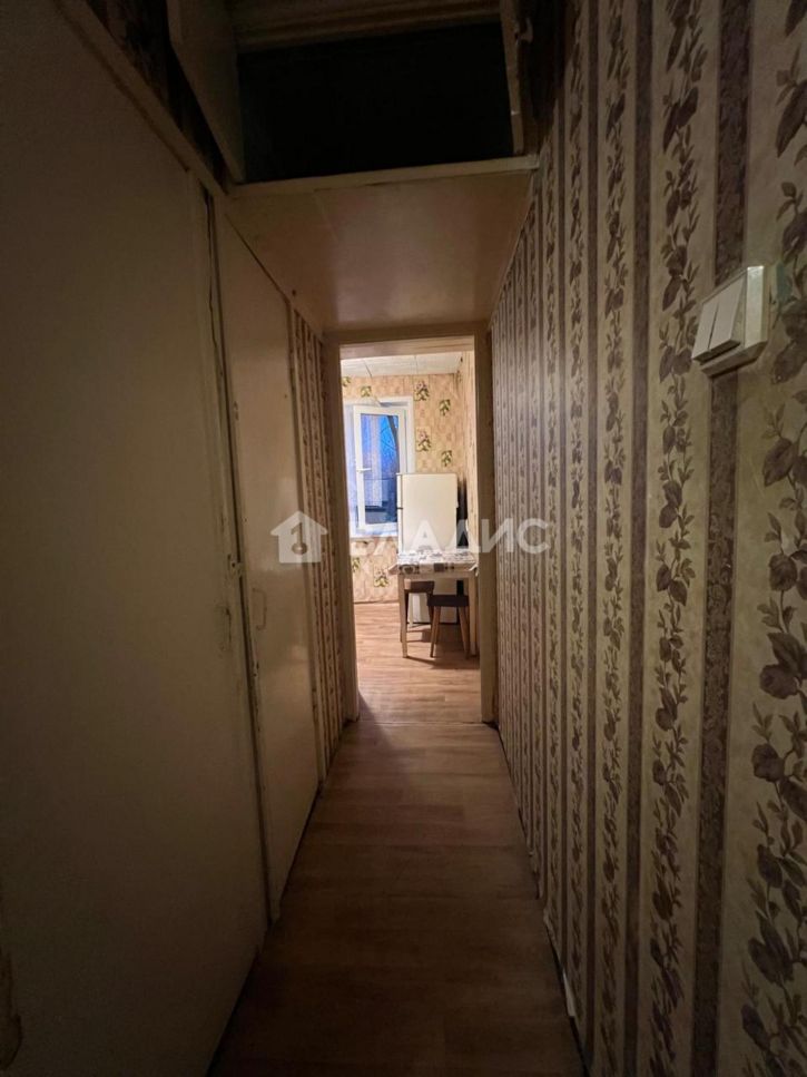 1-комн квартира улица Комиссарова