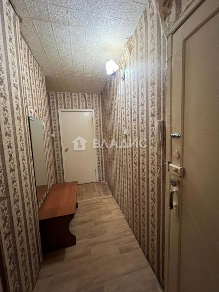 1-комн квартира улица Комиссарова