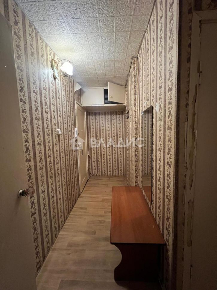 1-комн квартира улица Комиссарова