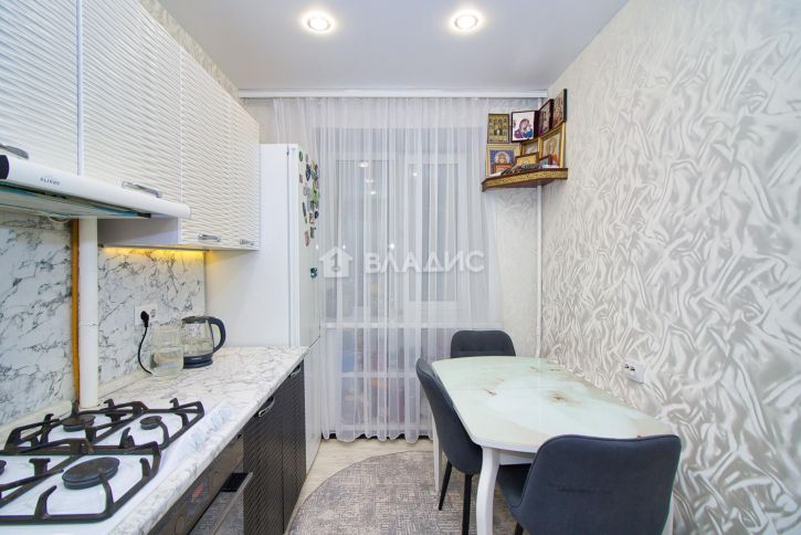 2-комн квартира улица Балакирева