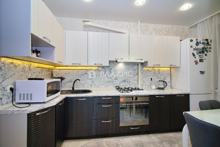 2-комн квартира улица Балакирева