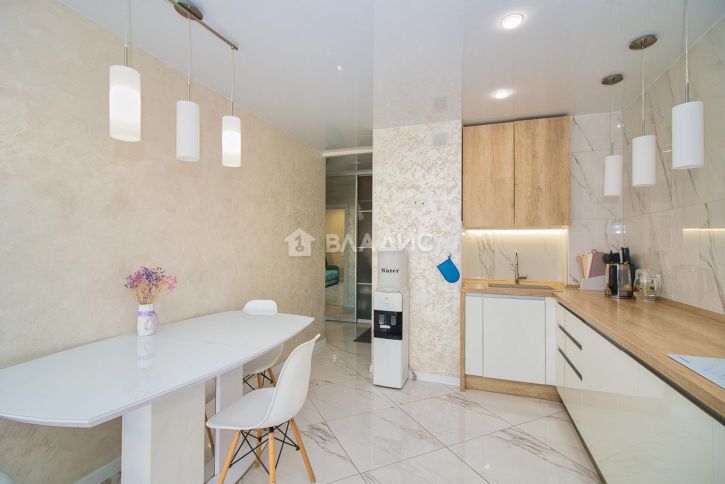 3-комн квартира улица Мира