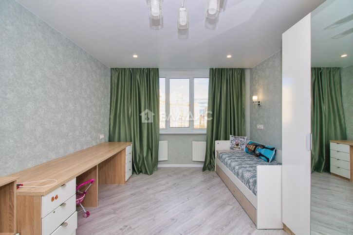 3-комн квартира улица Мира