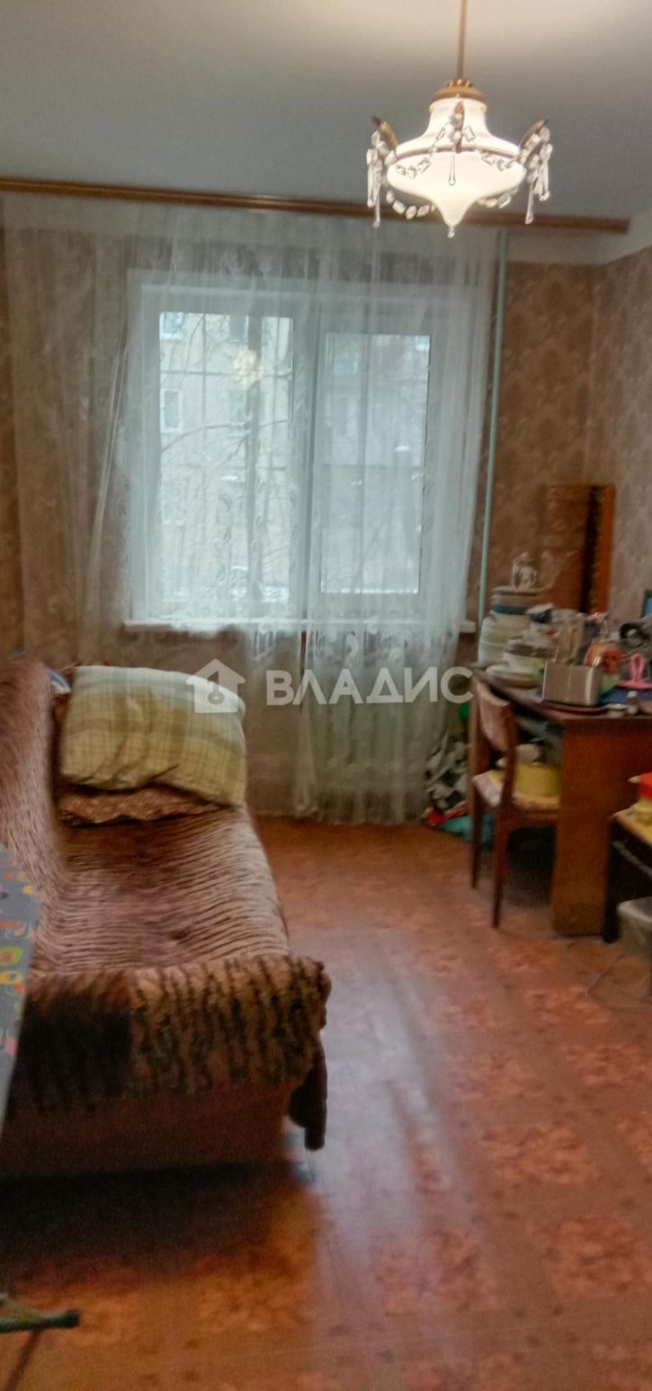 Комната улица Сурикова