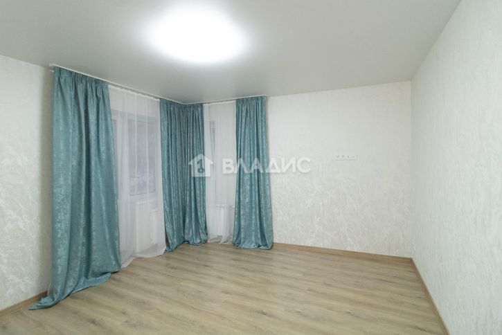 2-комн квартира улица Родионовка