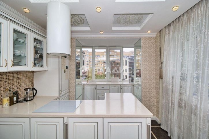 3-комн квартира улица Сакко и Ванцетти