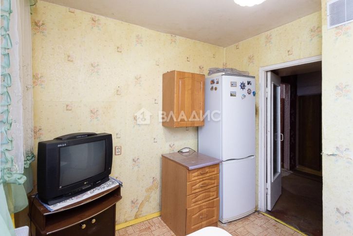 2-комн квартира улица Растопчина