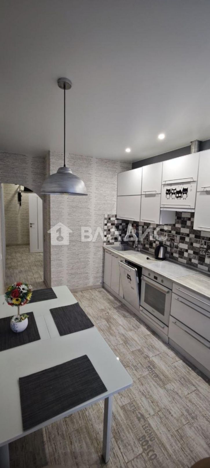 2-комн квартира улица Нижняя Дуброва