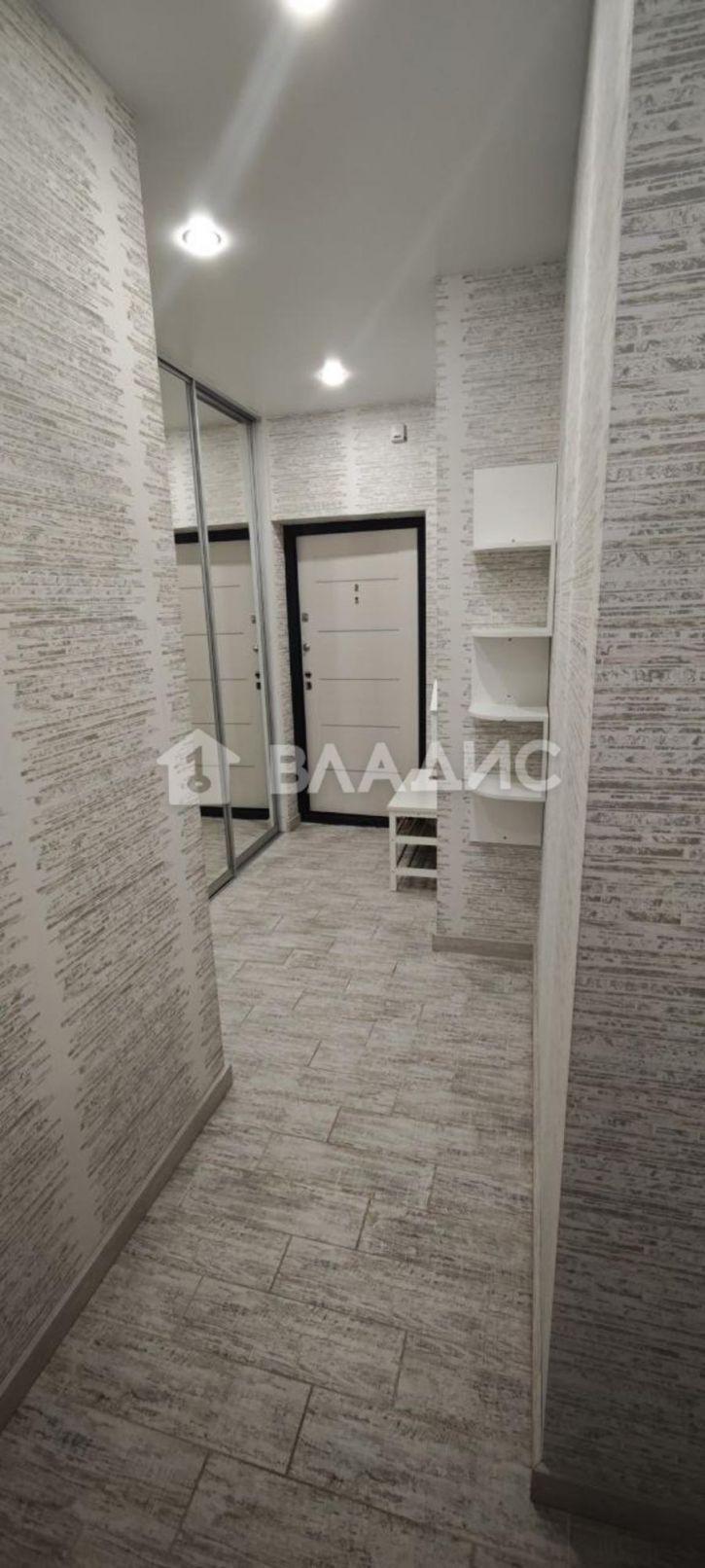 2-комн квартира улица Нижняя Дуброва