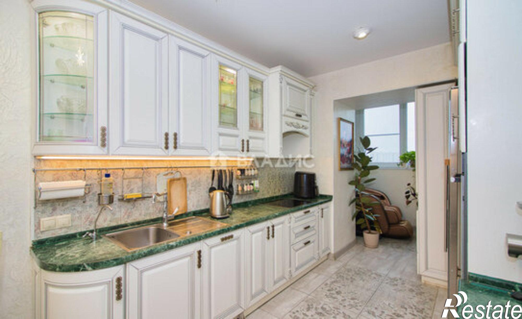 Купить квартиру за 28 000 000 рублей на Пушкарская улица, 44