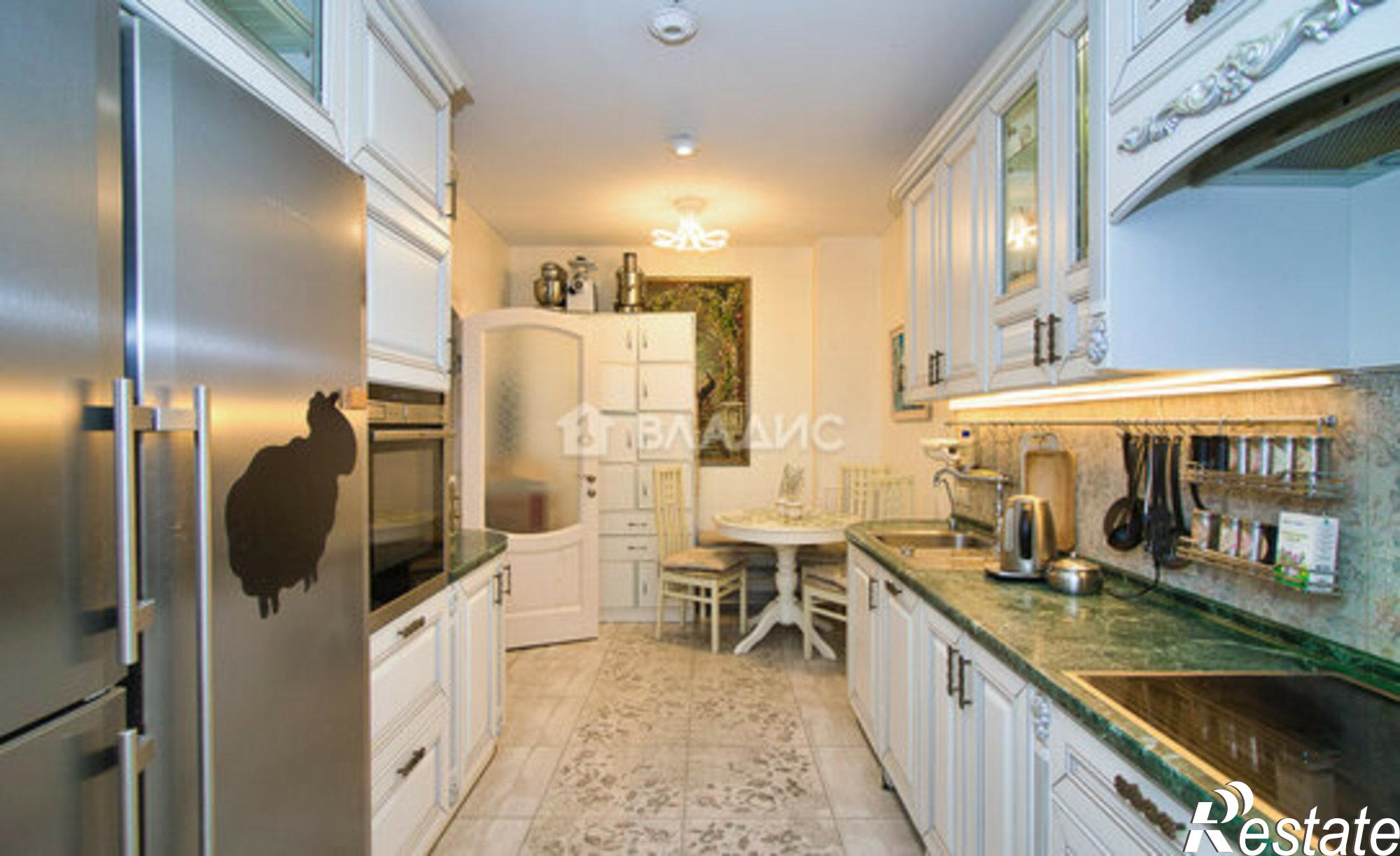 Купить квартиру за 28 000 000 рублей на Пушкарская улица, 44