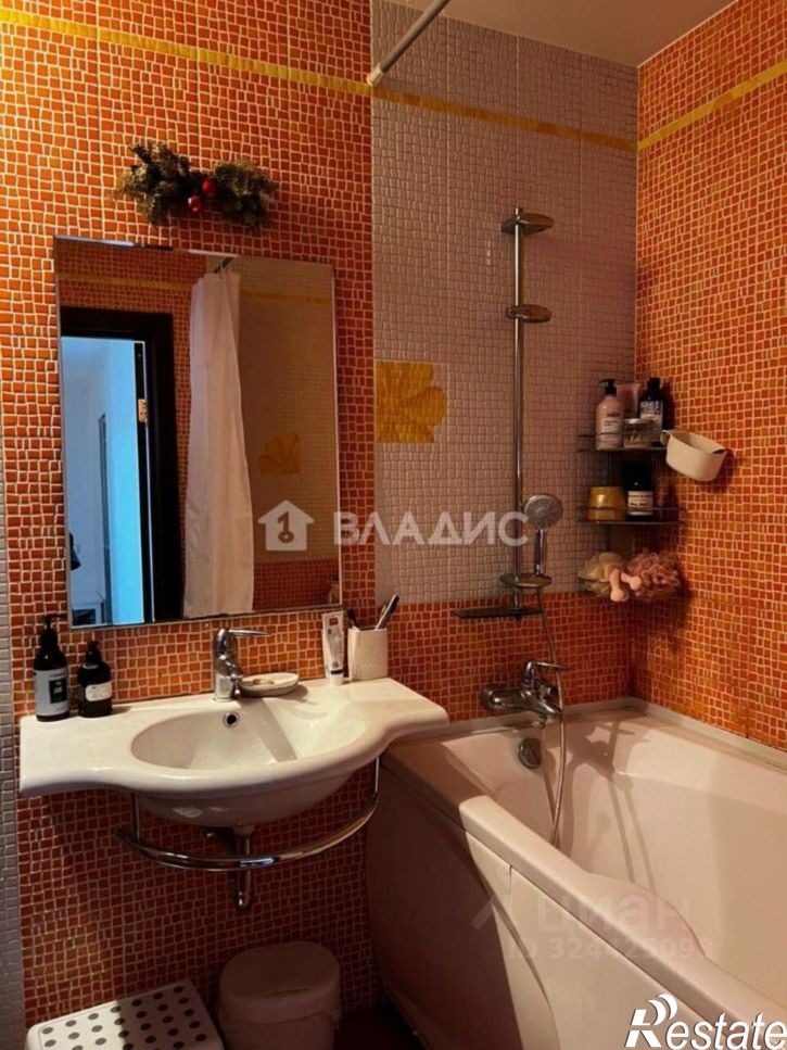 2-комн квартира Центральная улица, 17,  д. 17