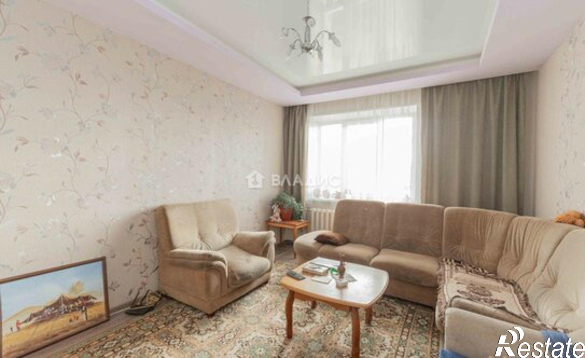 Купить квартиру за 9 790 000 рублей на улица Крайнова, 4