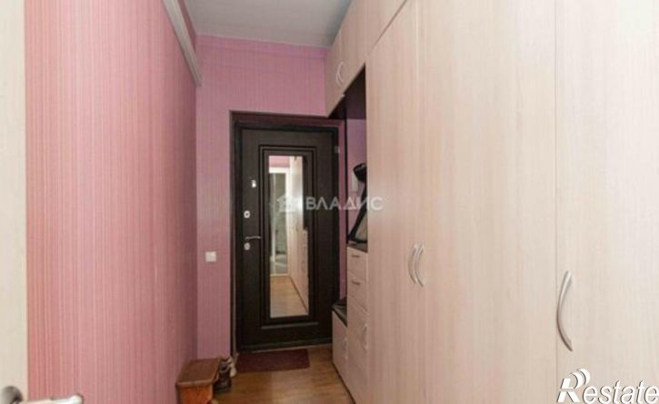 2-комн квартира улица Крайнова, 4,  д. 4