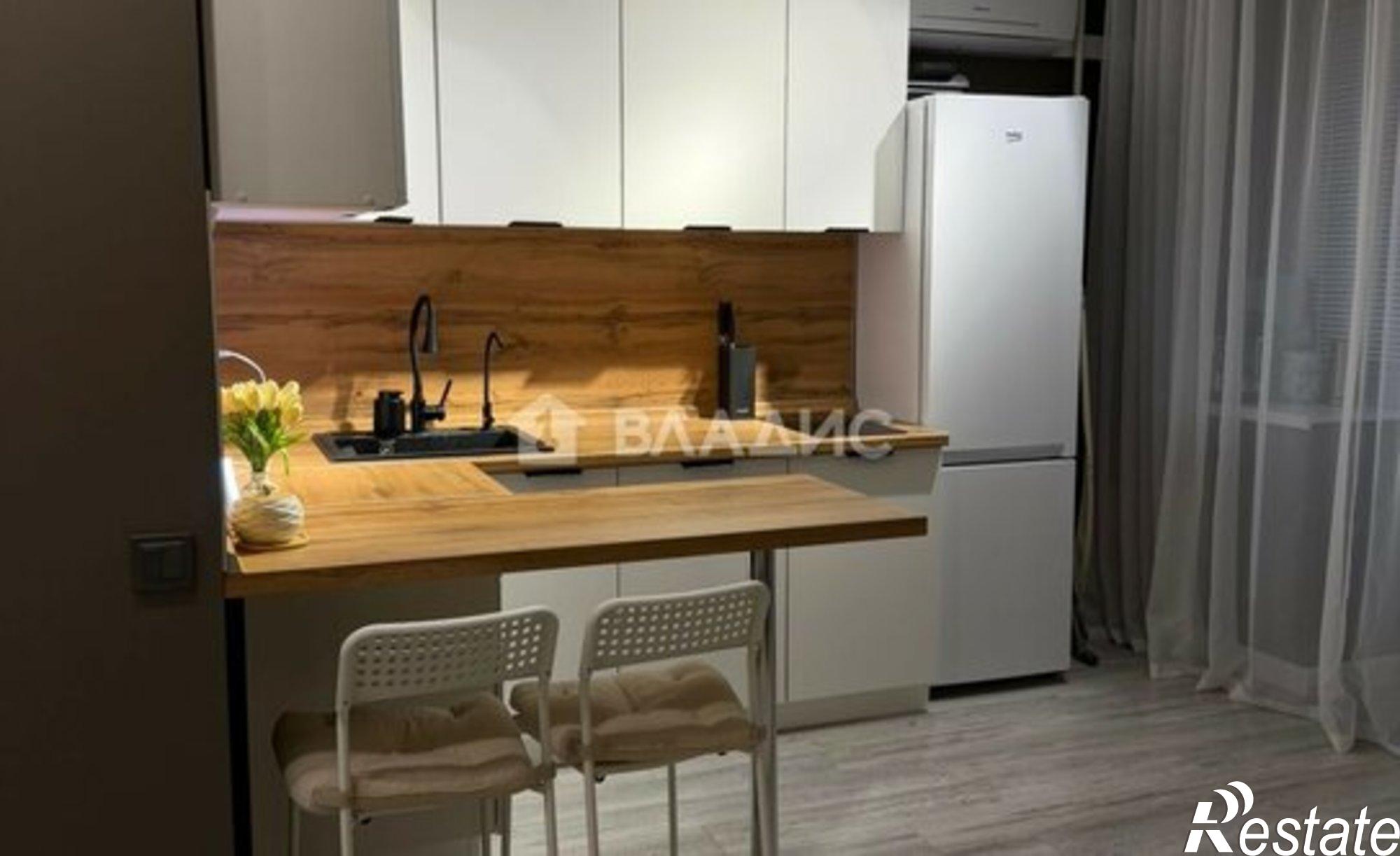 Купить квартиру за 4 700 000 рублей на Новгородская улица, 5