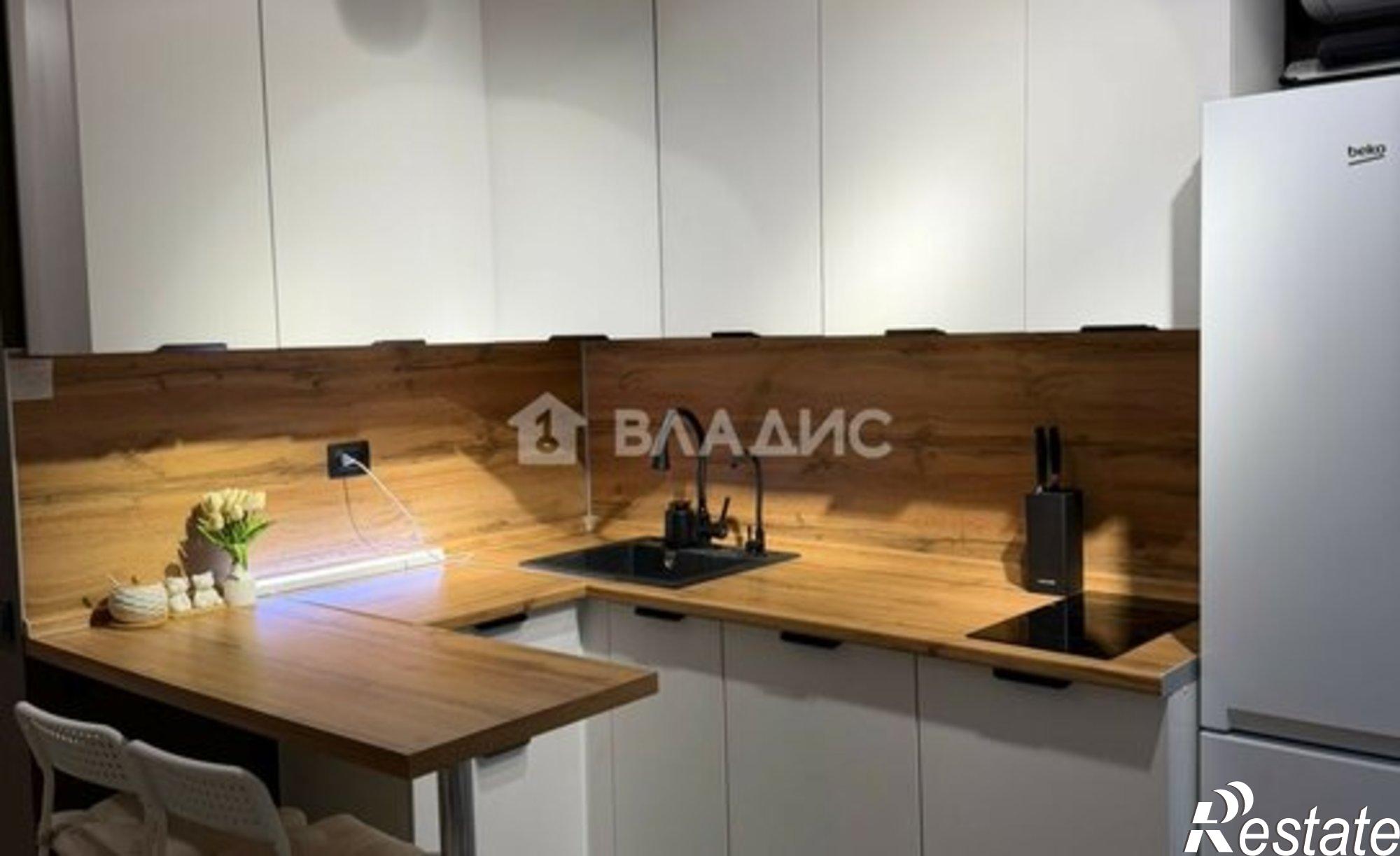 Купить квартиру за 4 700 000 рублей на Новгородская улица, 5