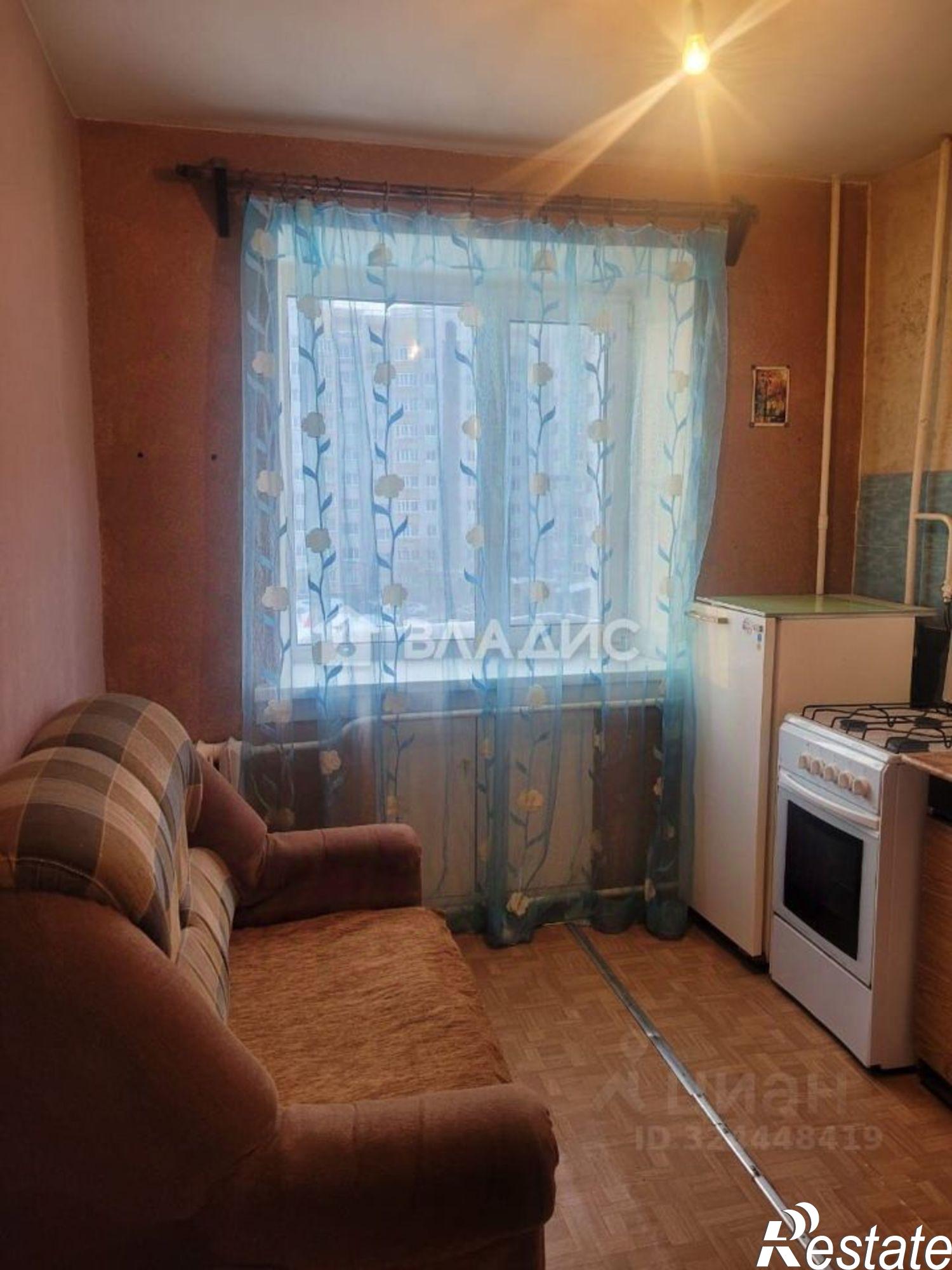 Сдать квартиру за 12 000 рублей на ул Михалькова, 3