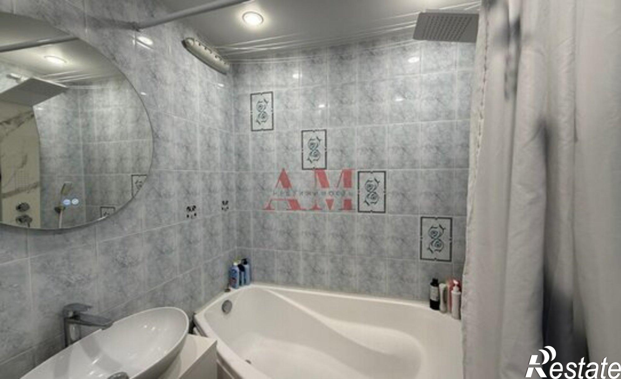 Купить квартиру за 10 500 000 рублей на улица Мира, 15Б