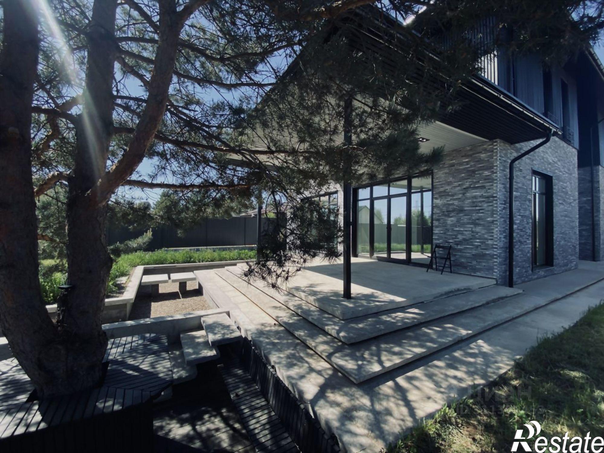 Купить дачу, дом, коттедж за 27 600 000 рублей на Еланская улица, 7