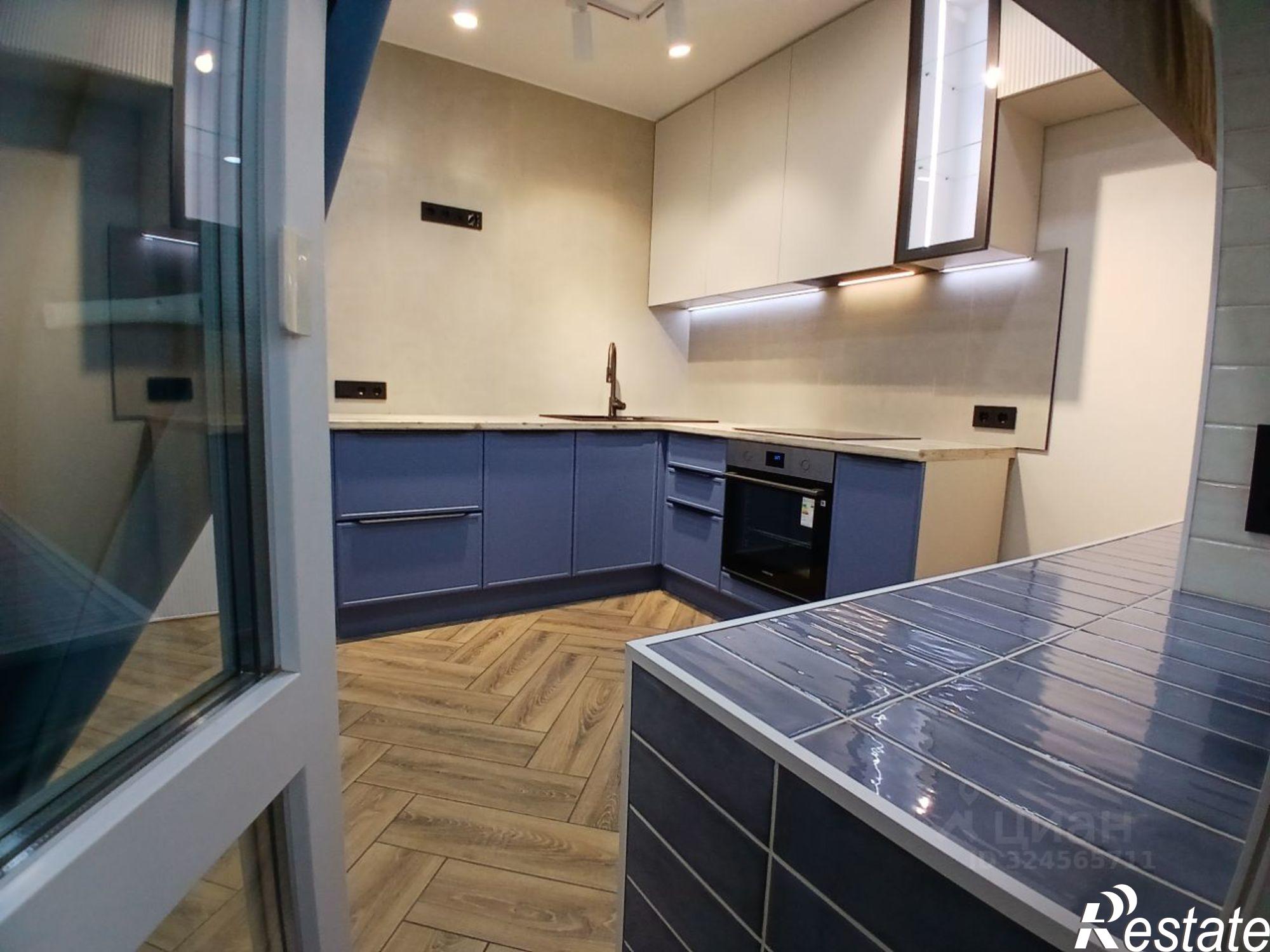 Купить квартиру за 8 890 000 рублей на пр-кт Строителей, 3