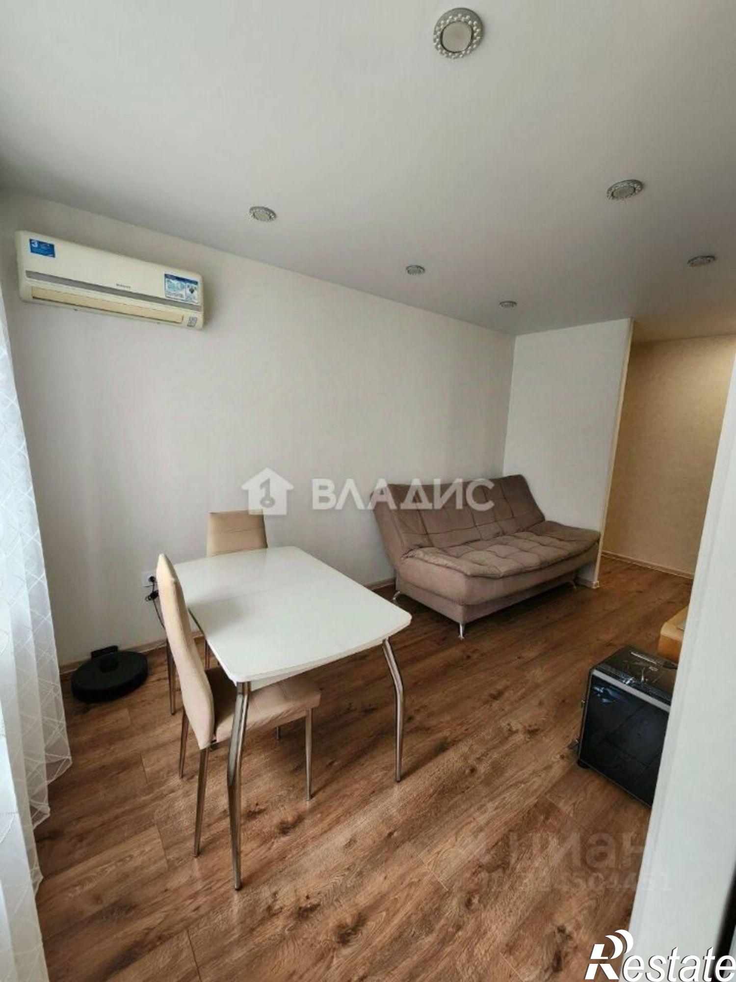 Купить квартиру за 6 800 000 рублей на Юбилейная улица, 58