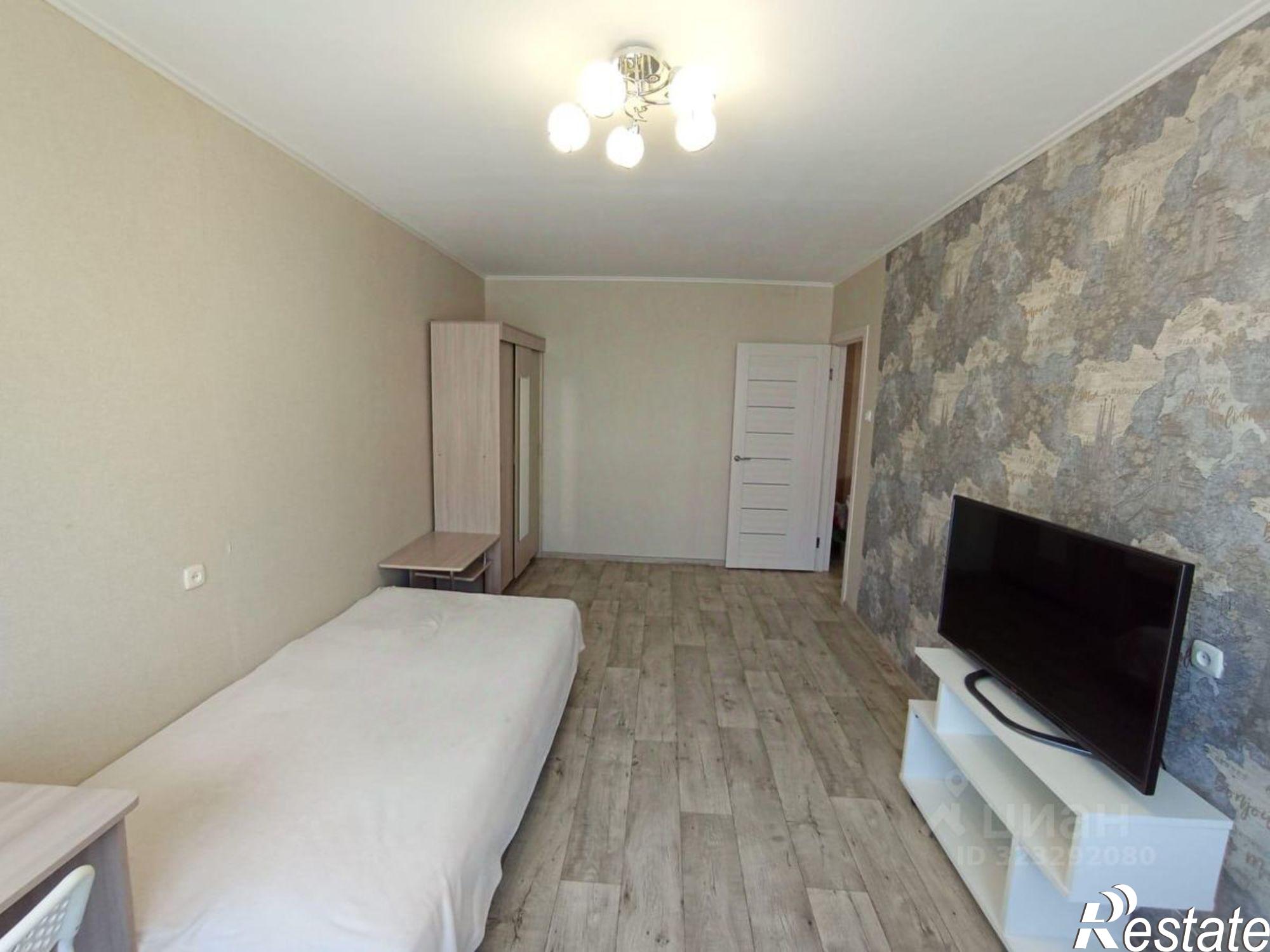 Сдать квартиру за 30 000 рублей на ул Разина, 11